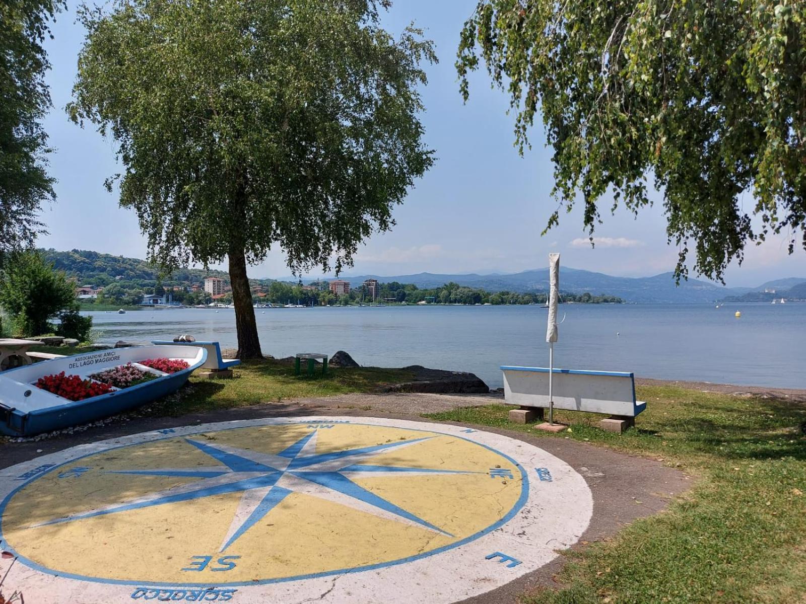 Bnbook Lago Maggiore Studio 2 Dormelletto Luaran gambar